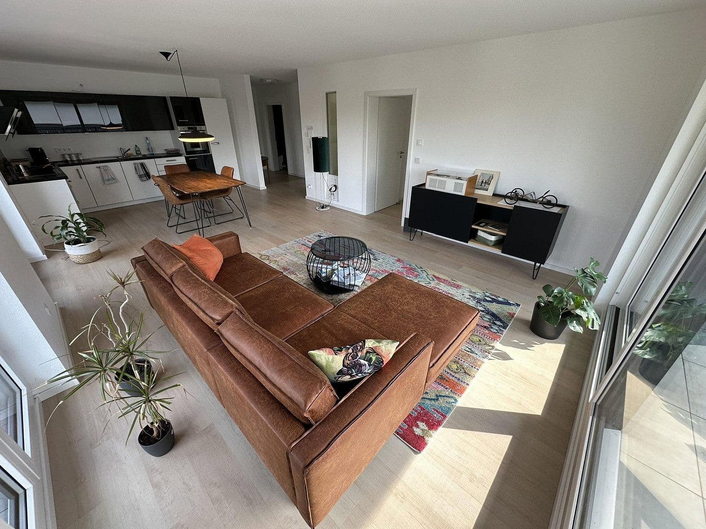 Pronájem bytu 4+1 120 m², Kirn, Porýní-Falc Pronájem bytu 4+1 120 m², Kirn, Porýní-Falc