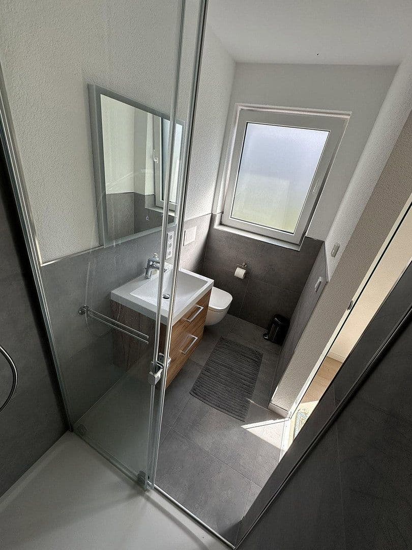 Pronájem bytu 4+1 120 m², Kirn, Porýní-Falc Pronájem bytu 4+1 120 m², Kirn, Porýní-Falc