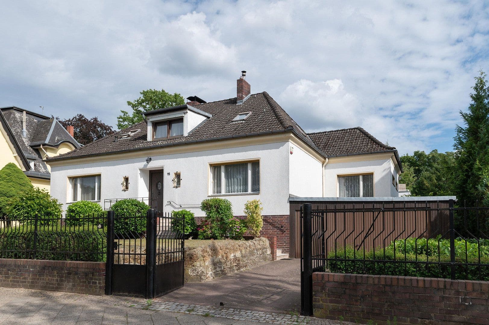 Prodej domu 215 m², pozemek 1.151 m², Berlin, Berlín Prodej domu 215 m², pozemek 1.151 m², Berlin, Berlín