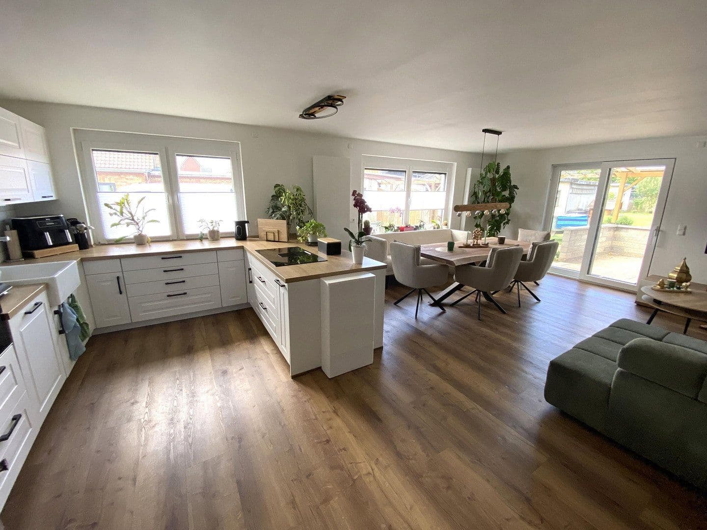 Prodej domu 111 m², pozemek 1.004 m², Ziegelstraße 10, Wismar, Mecklenburg-Vorpommern Prodej domu 111 m², pozemek 1.004 m², Ziegelstraße 10, Wismar, Mecklenburg-Vorpommern