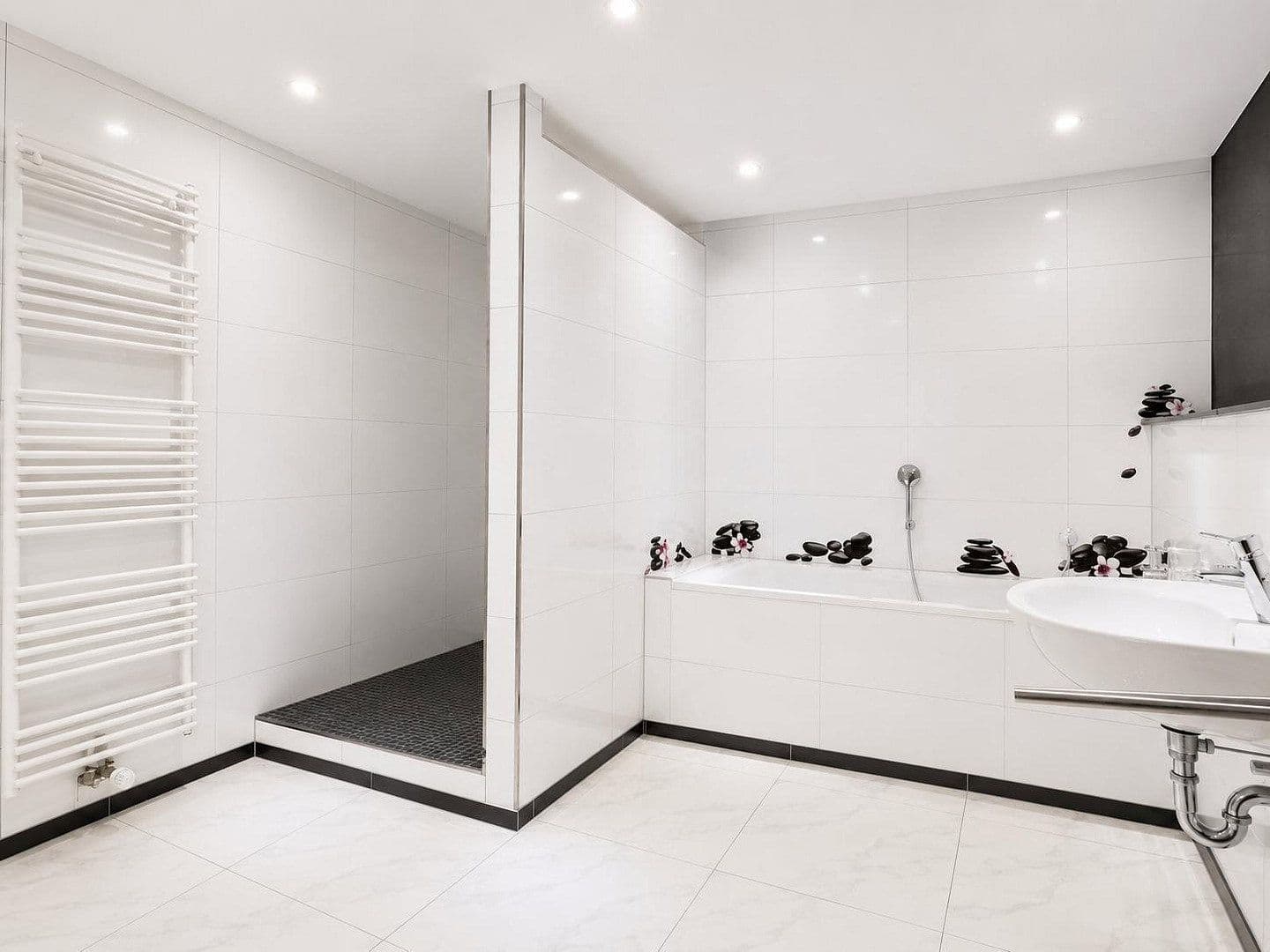 Prodej domu 174 m², pozemek 927 m², Im Klopseifen, Asbach, Porýní-Falc Prodej domu 174 m², pozemek 927 m², Im Klopseifen, Asbach, Porýní-Falc