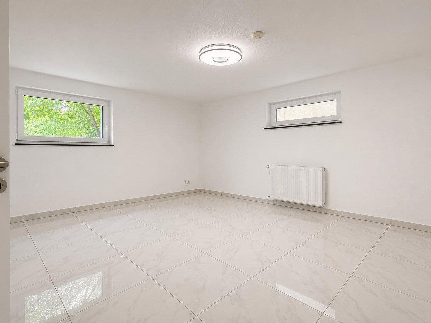 Prodej domu 174 m², pozemek 927 m², Im Klopseifen, Asbach, Porýní-Falc Prodej domu 174 m², pozemek 927 m², Im Klopseifen, Asbach, Porýní-Falc
