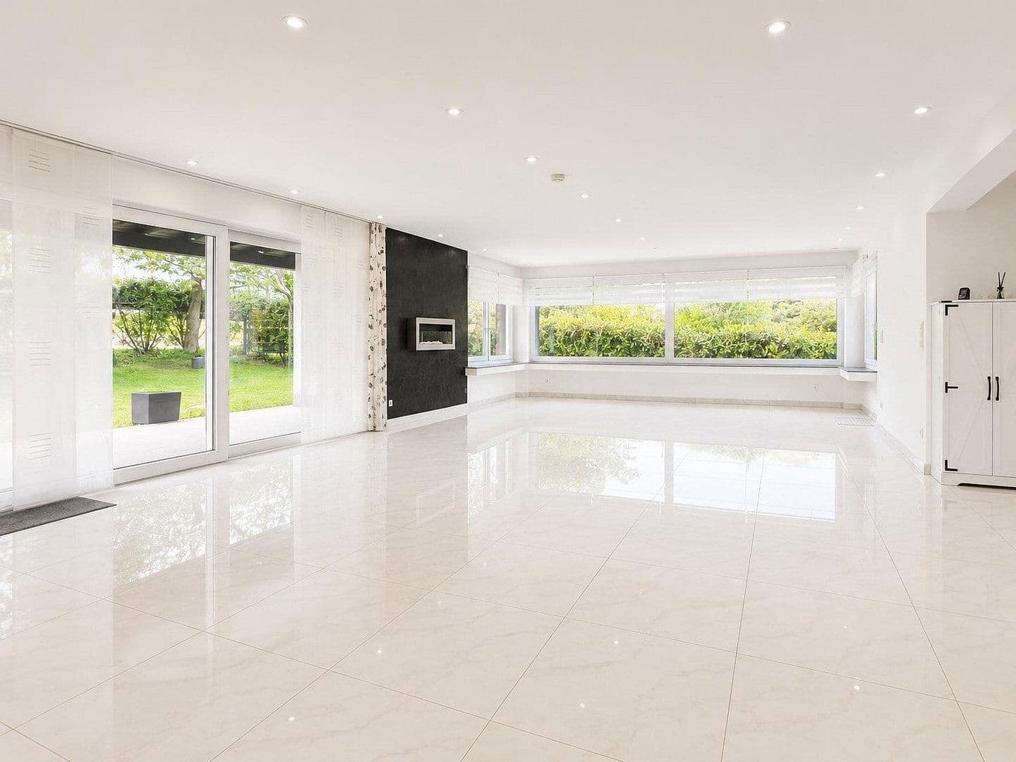 Prodej domu 174 m², pozemek 927 m², Im Klopseifen, Asbach, Porýní-Falc Prodej domu 174 m², pozemek 927 m², Im Klopseifen, Asbach, Porýní-Falc