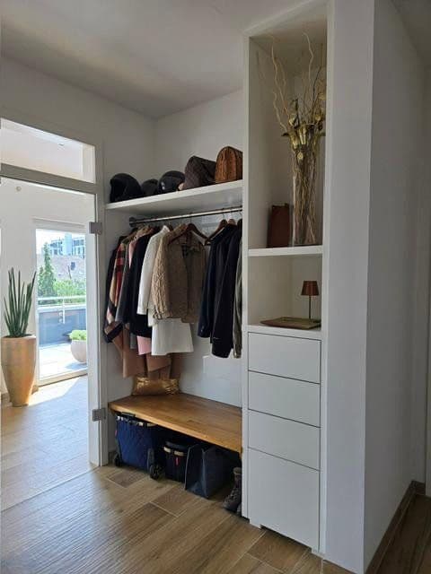 Pronájem bytu 4+1 172 m², Neuss, Severní Porýní-Vestfálsko Pronájem bytu 4+1 172 m², Neuss, Severní Porýní-Vestfálsko