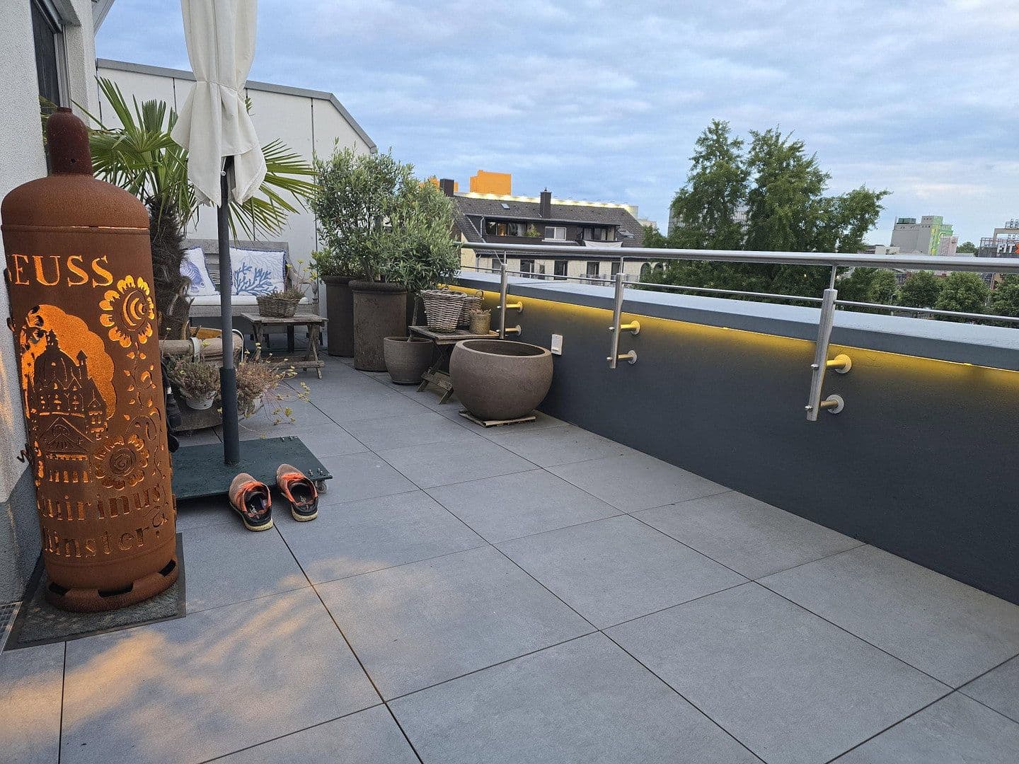 Pronájem bytu 4+1 172 m², Neuss, Severní Porýní-Vestfálsko Pronájem bytu 4+1 172 m², Neuss, Severní Porýní-Vestfálsko