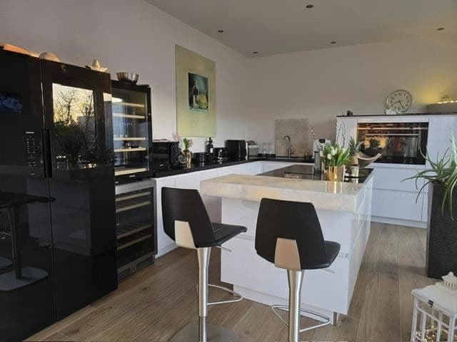 Pronájem bytu 4+1 172 m², Neuss, Severní Porýní-Vestfálsko Pronájem bytu 4+1 172 m², Neuss, Severní Porýní-Vestfálsko