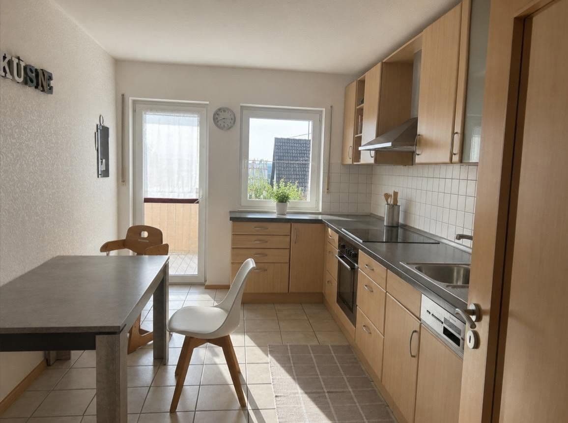 Prodej bytu 4+1 105 m², Mülheim-Kärlich, Porýní-Falc Prodej bytu 4+1 105 m², Mülheim-Kärlich, Porýní-Falc