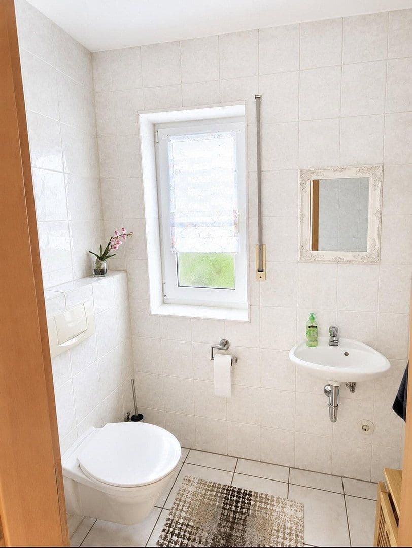 Prodej bytu 4+1 105 m², Mülheim-Kärlich, Porýní-Falc Prodej bytu 4+1 105 m², Mülheim-Kärlich, Porýní-Falc