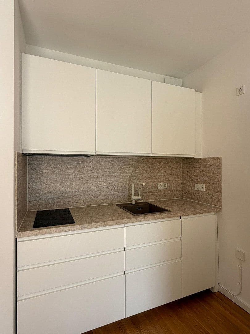 Pronájem bytu 2+1 59 m², Ferdinand-Happ-Str. 14c, Frankfurt, Hessen Pronájem bytu 2+1 59 m², Ferdinand-Happ-Str. 14c, Frankfurt, Hessen