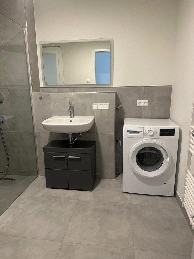 Pronájem bytu 2+1 65 m², Mannheim, Bádensko-Württembersko Pronájem bytu 2+1 65 m², Mannheim, Bádensko-Württembersko
