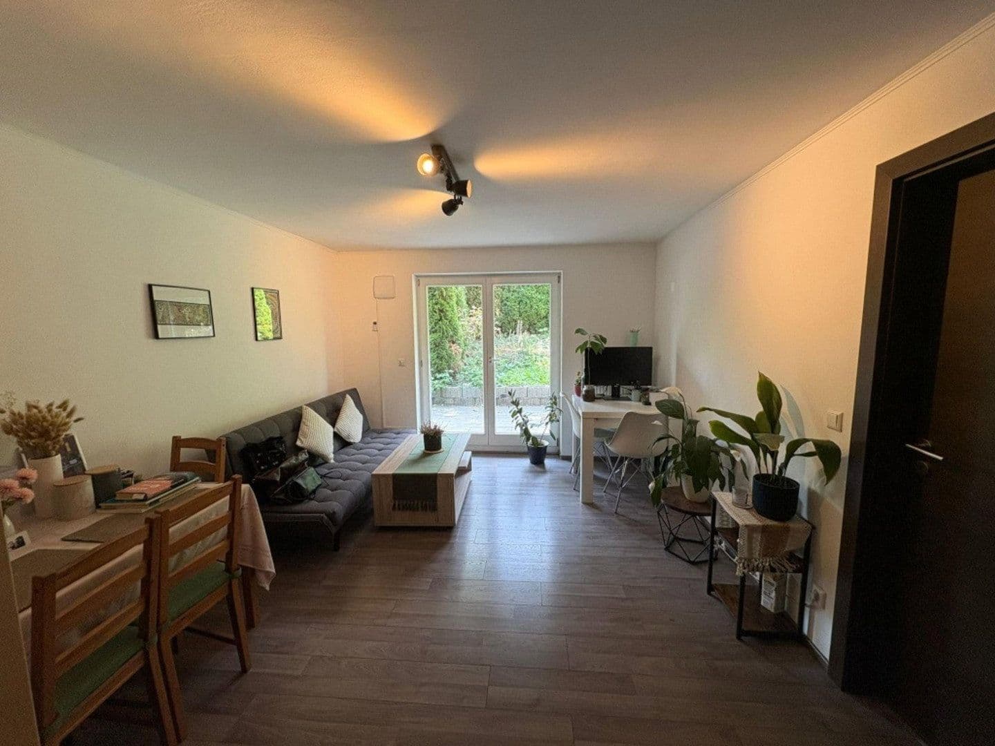 Pronájem bytu 2+1 52 m², Goethestraße 32, Tübingen, Bádensko-Württembersko Pronájem bytu 2+1 52 m², Goethestraße 32, Tübingen, Bádensko-Württembersko