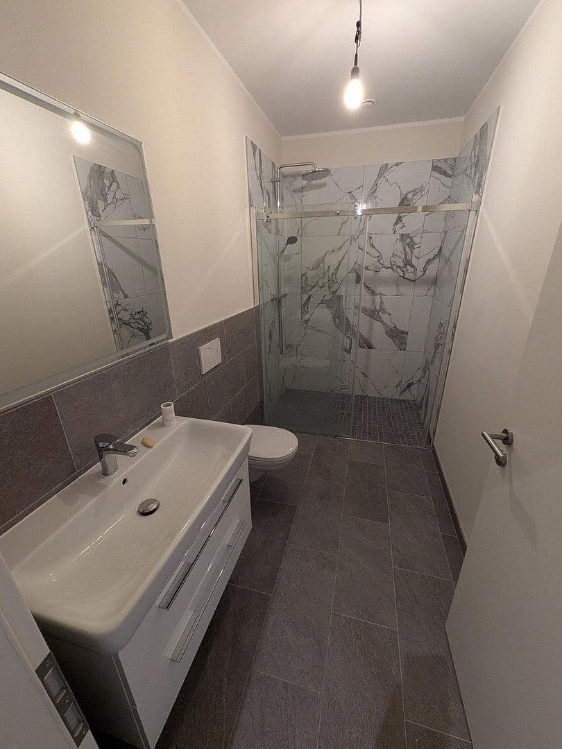 Pronájem bytu 5+1 128 m², Moritzstraße 68, Wiesbaden, Hessen Pronájem bytu 5+1 128 m², Moritzstraße 68, Wiesbaden, Hessen