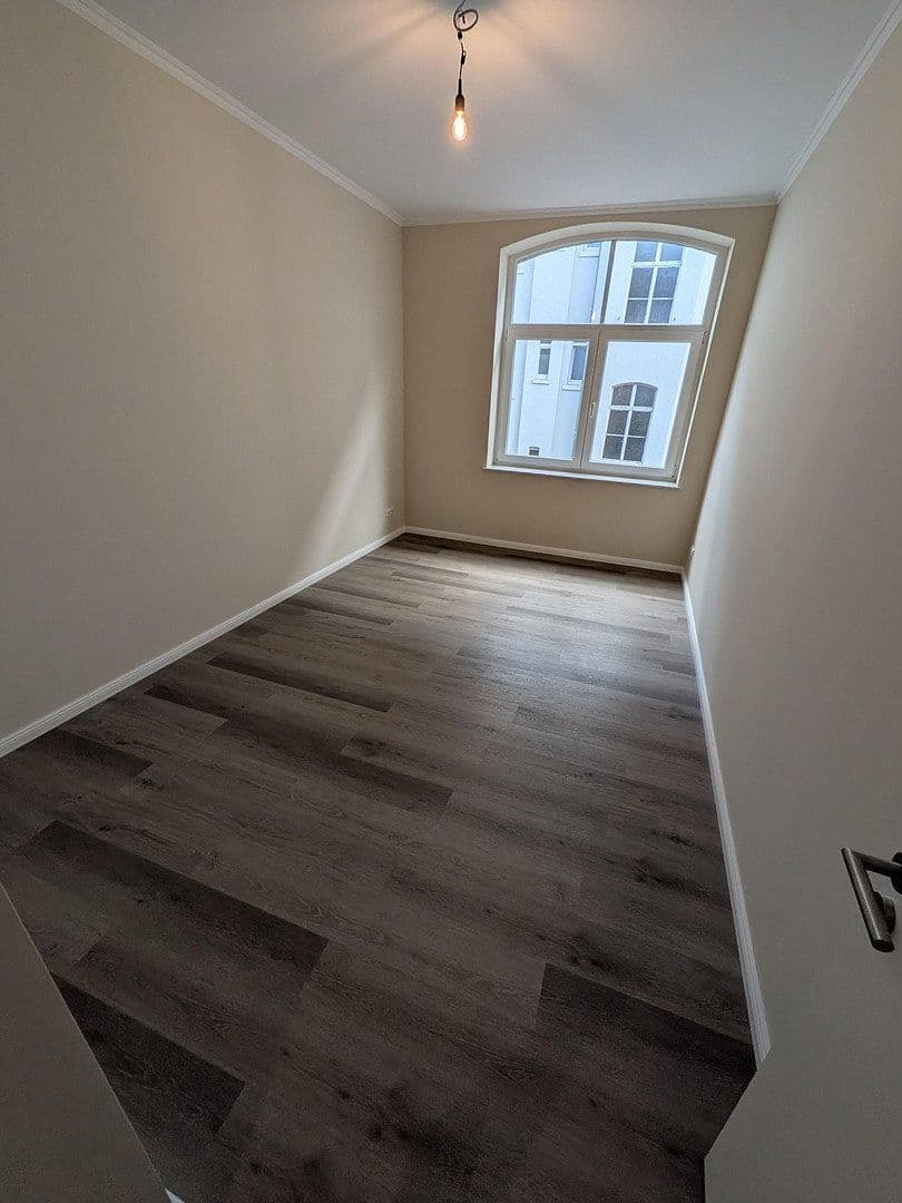 Pronájem bytu 5+1 128 m², Moritzstraße 68, Wiesbaden, Hessen Pronájem bytu 5+1 128 m², Moritzstraße 68, Wiesbaden, Hessen