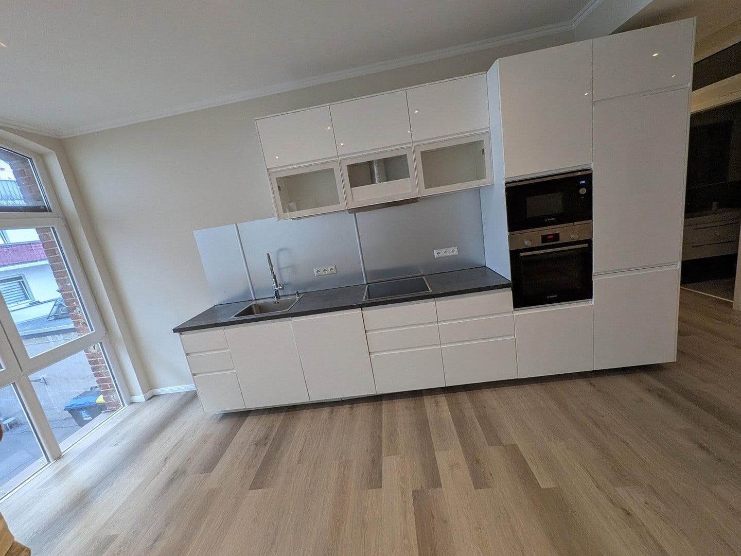 Pronájem bytu 5+1 128 m², Moritzstraße 68, Wiesbaden, Hessen Pronájem bytu 5+1 128 m², Moritzstraße 68, Wiesbaden, Hessen