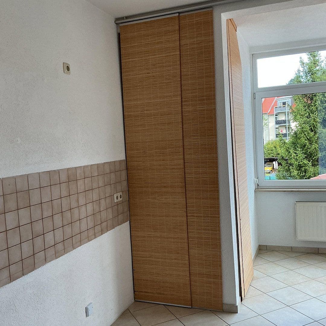 Pronájem bytu 2+1 62 m², Bielfeldstraße 11, Arnstadt, Durynsko Pronájem bytu 2+1 62 m², Bielfeldstraße 11, Arnstadt, Durynsko