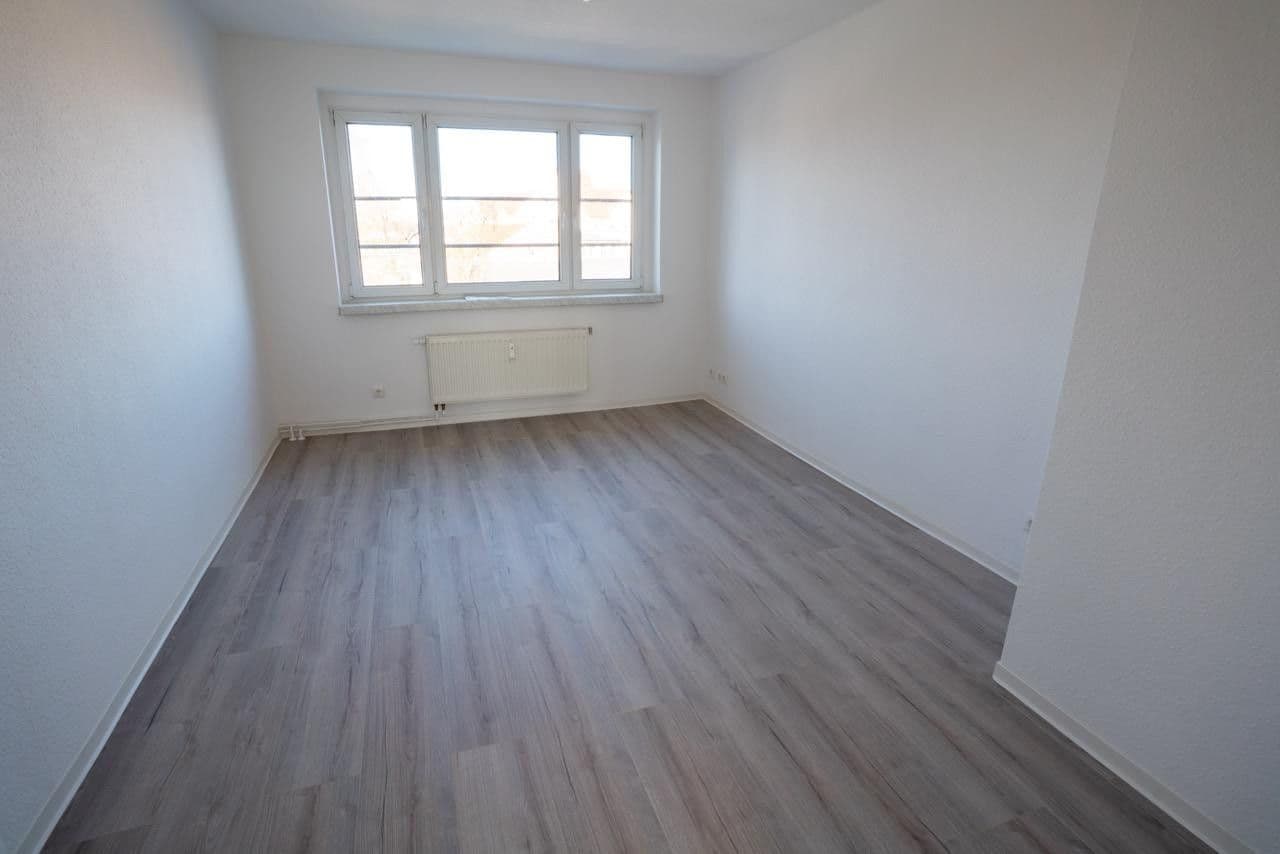 Pronájem bytu 4+1 74 m², Sternstrasse 5a, Burg, Sasko-Anhaltsko Pronájem bytu 4+1 74 m², Sternstrasse 5a, Burg, Sasko-Anhaltsko