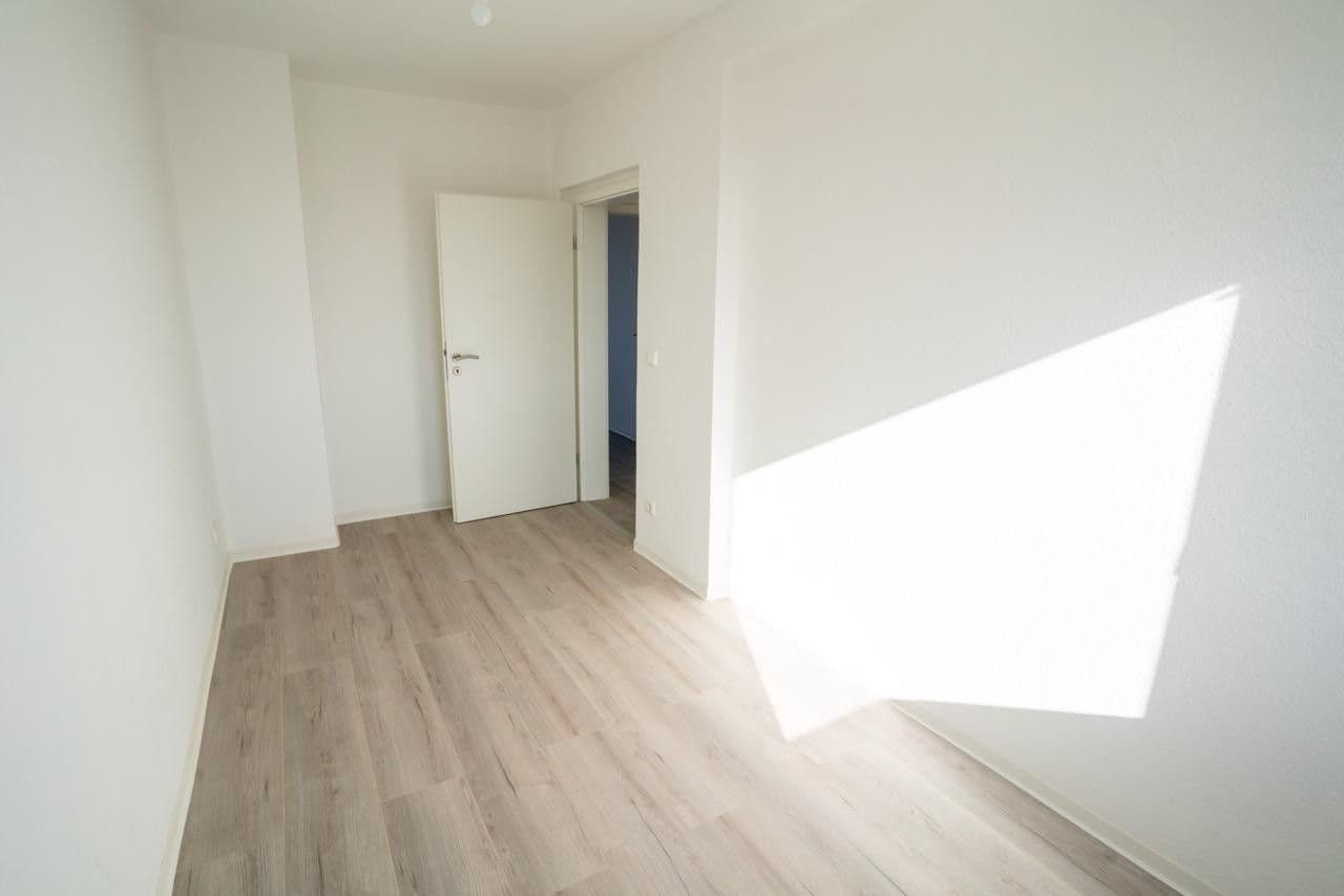 Pronájem bytu 4+1 74 m², Sternstrasse 5a, Burg, Sasko-Anhaltsko Pronájem bytu 4+1 74 m², Sternstrasse 5a, Burg, Sasko-Anhaltsko