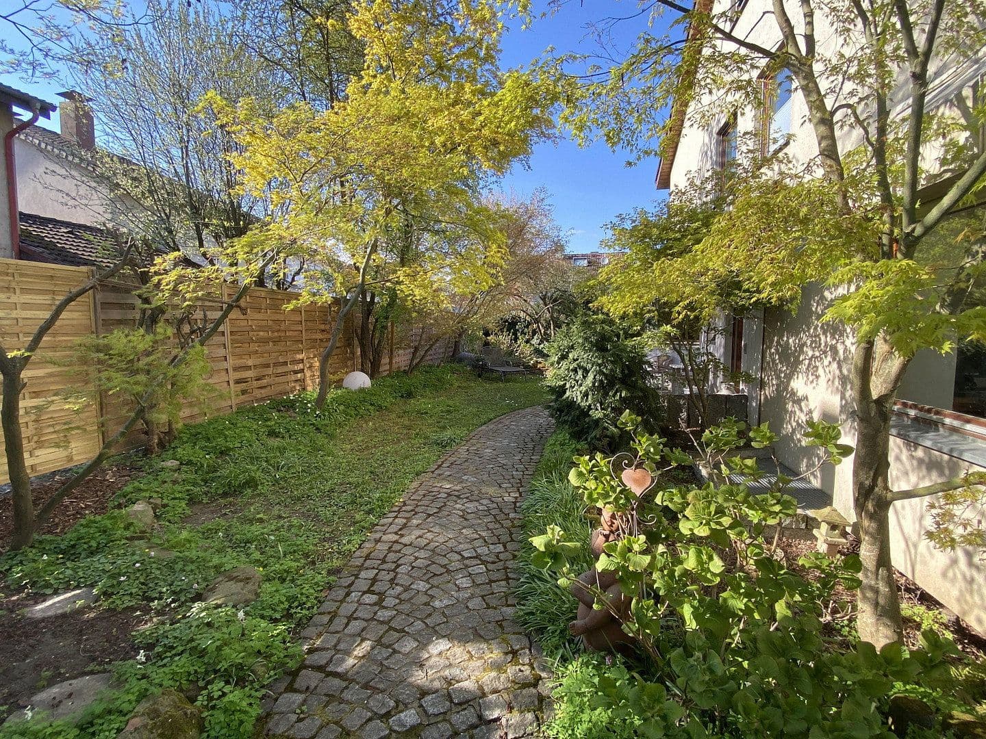 Prodej domu 143 m², pozemek 398 m², Weil am Rhein, Bádensko-Württembersko Prodej domu 143 m², pozemek 398 m², Weil am Rhein, Bádensko-Württembersko