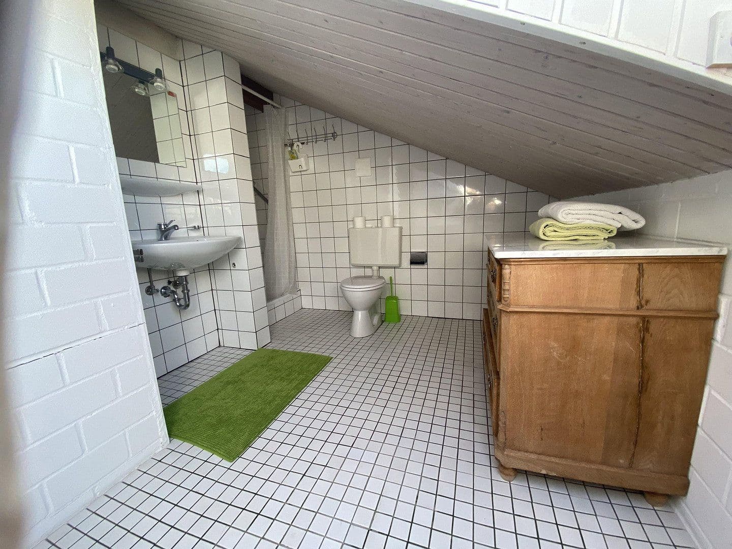 Prodej domu 143 m², pozemek 398 m², Weil am Rhein, Bádensko-Württembersko Prodej domu 143 m², pozemek 398 m², Weil am Rhein, Bádensko-Württembersko