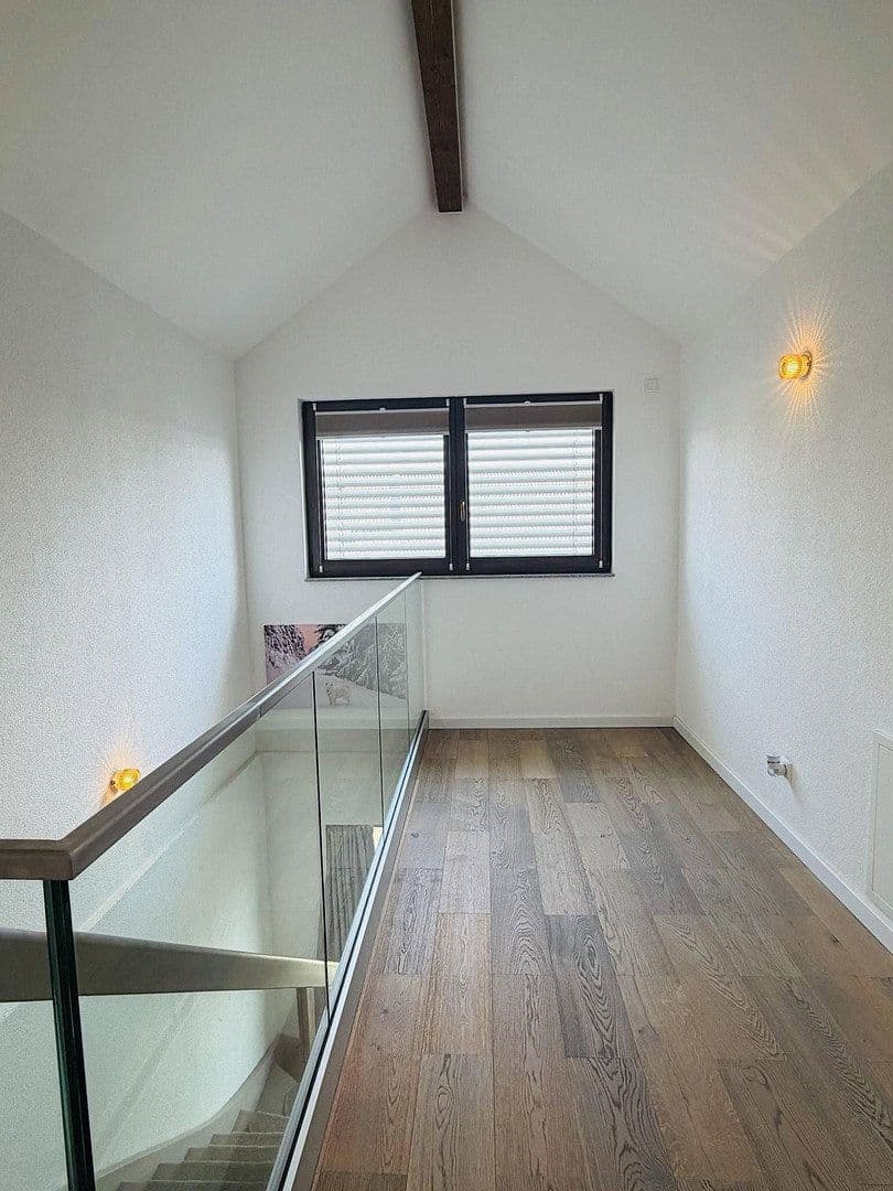 Prodej domu 144 m², pozemek 631 m², Rosenberg, Bádensko-Württembersko Prodej domu 144 m², pozemek 631 m², Rosenberg, Bádensko-Württembersko