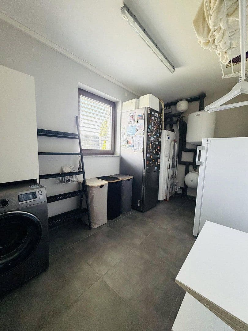 Prodej domu 144 m², pozemek 631 m², Rosenberg, Bádensko-Württembersko Prodej domu 144 m², pozemek 631 m², Rosenberg, Bádensko-Württembersko