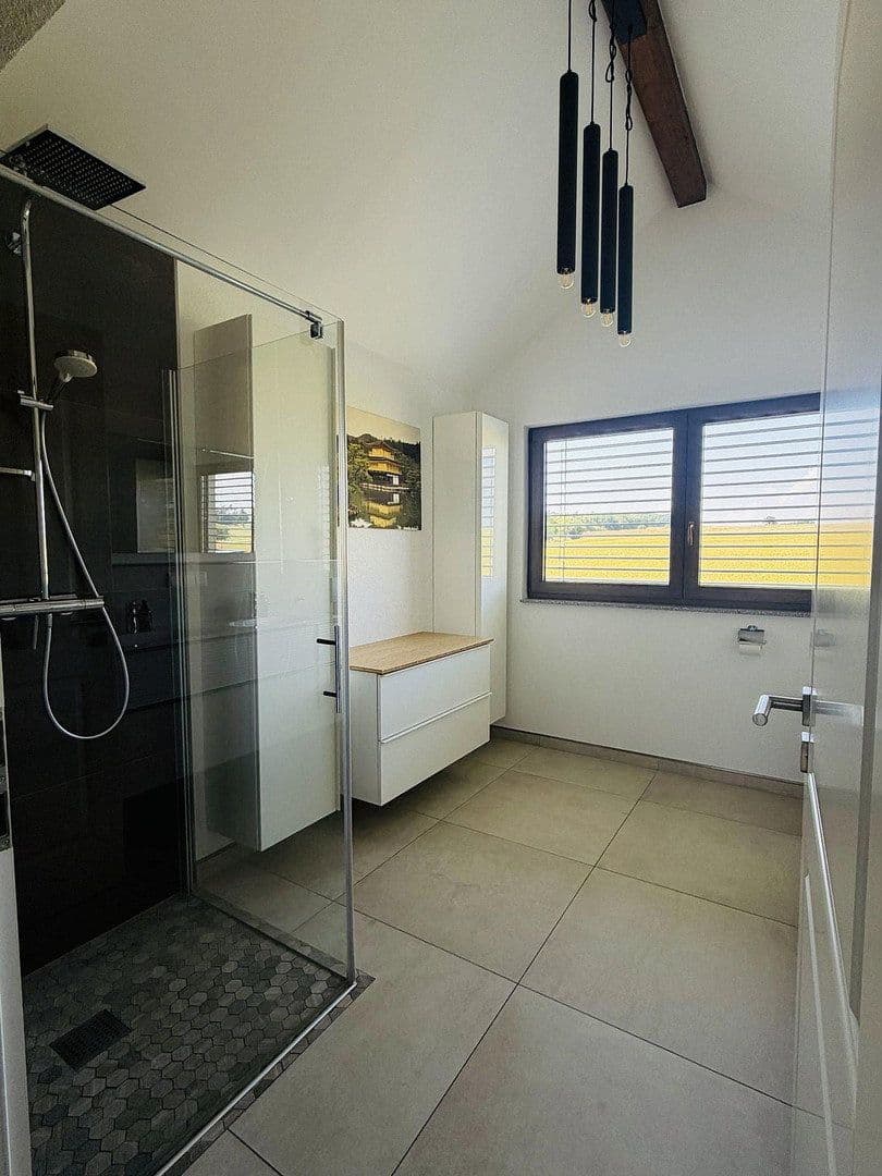 Prodej domu 144 m², pozemek 631 m², Rosenberg, Bádensko-Württembersko Prodej domu 144 m², pozemek 631 m², Rosenberg, Bádensko-Württembersko