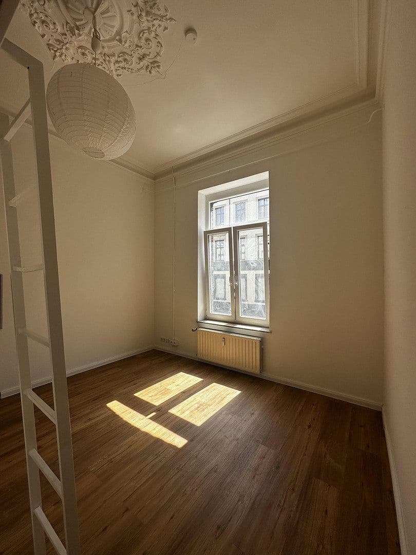 Prodej bytu 1+1 20 m², Bismarckstrasse 201, Cáchy, Severní Porýní-Vestfálsko Prodej bytu 1+1 20 m², Bismarckstrasse 201, Cáchy, Severní Porýní-Vestfálsko