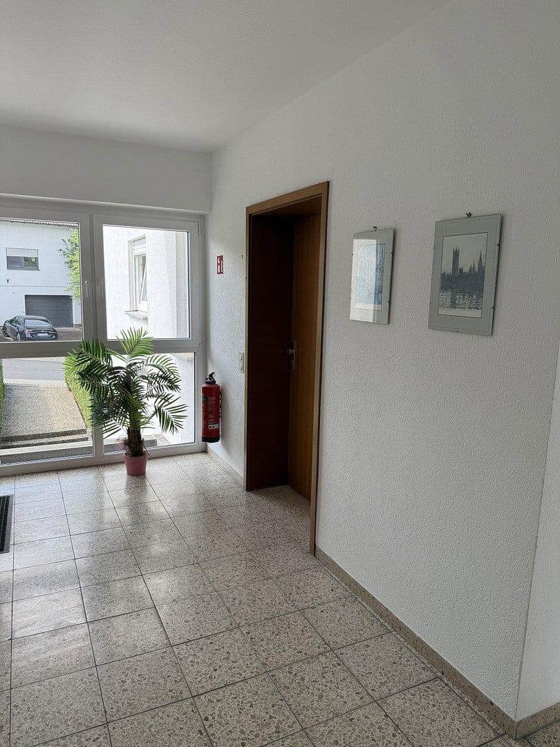 Pronájem bytu 3+1 81 m², Hochtalstr. 23, Lauda-Königshofen, Bádensko-Württembersko Pronájem bytu 3+1 81 m², Hochtalstr. 23, Lauda-Königshofen, Bádensko-Württembersko