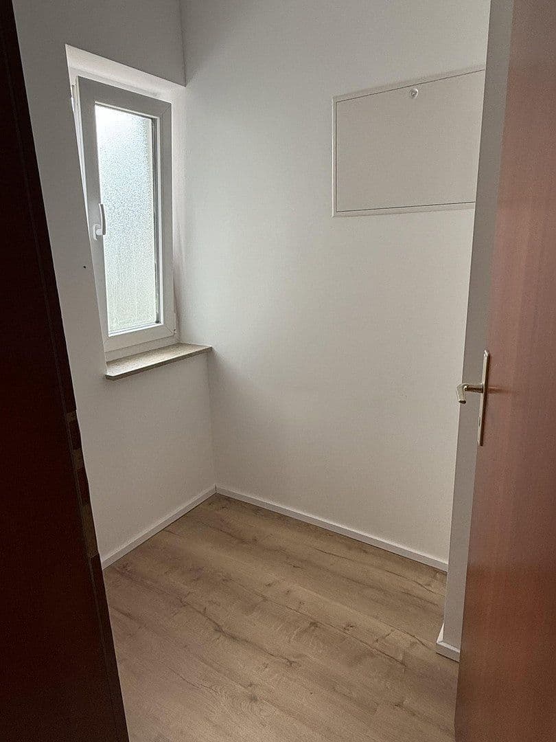 Pronájem bytu 3+1 81 m², Hochtalstr. 23, Lauda-Königshofen, Bádensko-Württembersko Pronájem bytu 3+1 81 m², Hochtalstr. 23, Lauda-Königshofen, Bádensko-Württembersko