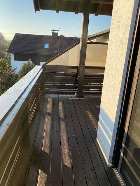 Pronájem bytu 3+kk 150 m², Dorfstr.6, Grafing, Bavorsko Pronájem bytu 3+kk 150 m², Dorfstr.6, Grafing, Bavorsko