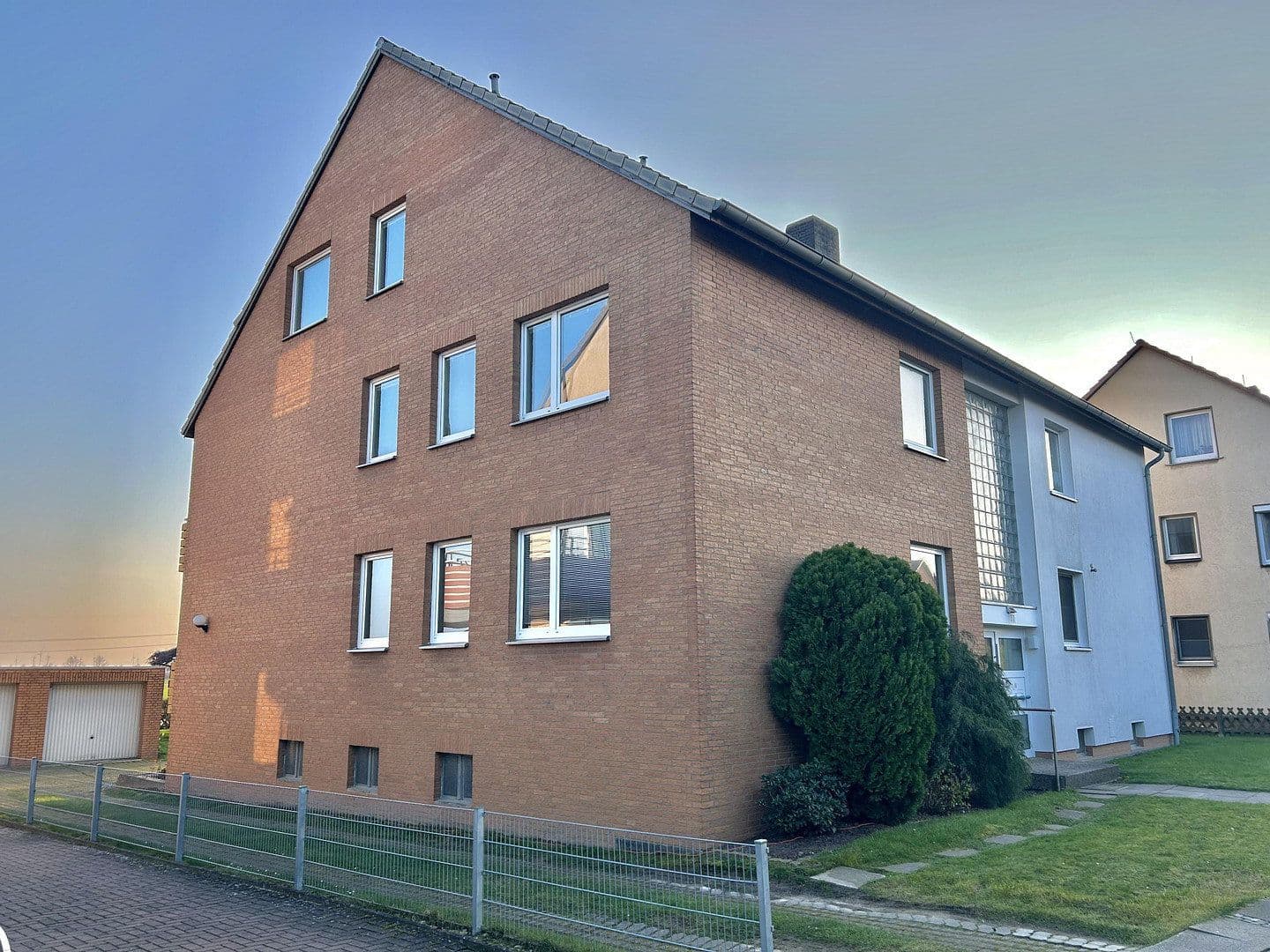 Pronájem bytu 3+1 79 m², Pattensen, Dolní Sasko Pronájem bytu 3+1 79 m², Pattensen, Dolní Sasko