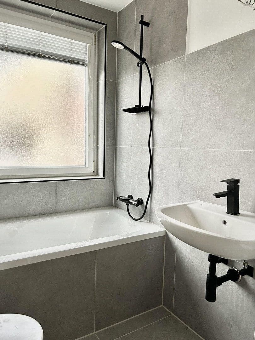 Pronájem bytu 3+1 79 m², Pattensen, Dolní Sasko Pronájem bytu 3+1 79 m², Pattensen, Dolní Sasko