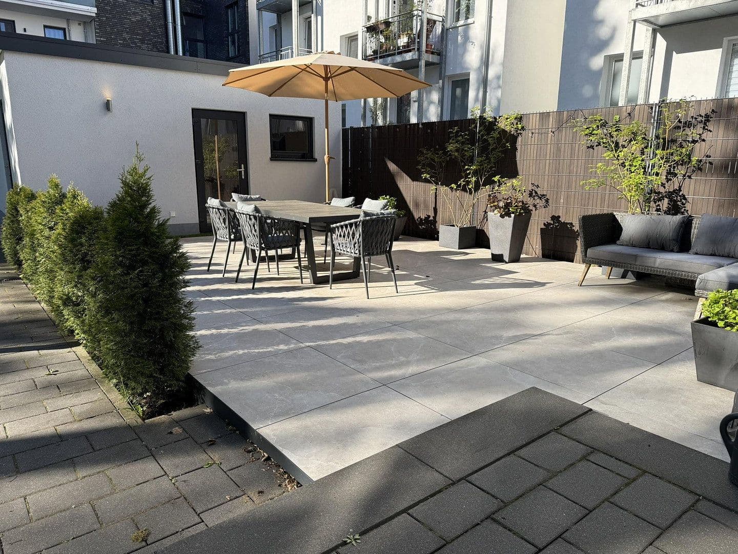 Prodej bytu 3+1 134 m², Hamburg, Hamburg Prodej bytu 3+1 134 m², Hamburg, Hamburg