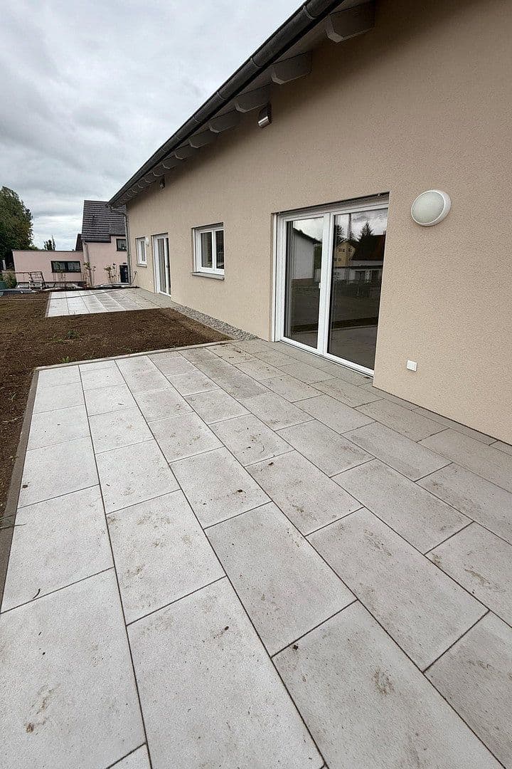Pronájem bytu 3+1 72 m², An der Schwefelquelle 2, Schwandorf, Bavorsko Pronájem bytu 3+1 72 m², An der Schwefelquelle 2, Schwandorf, Bavorsko