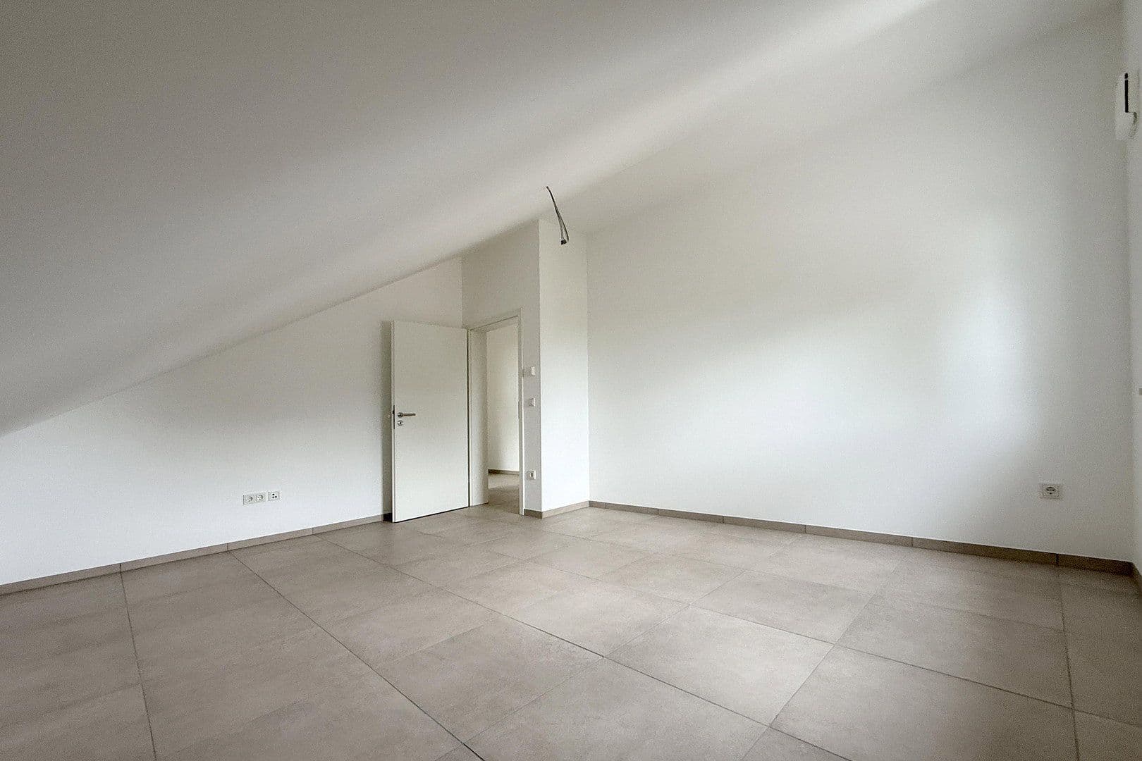 Pronájem bytu 3+1 72 m², An der Schwefelquelle 2, Schwandorf, Bavorsko Pronájem bytu 3+1 72 m², An der Schwefelquelle 2, Schwandorf, Bavorsko