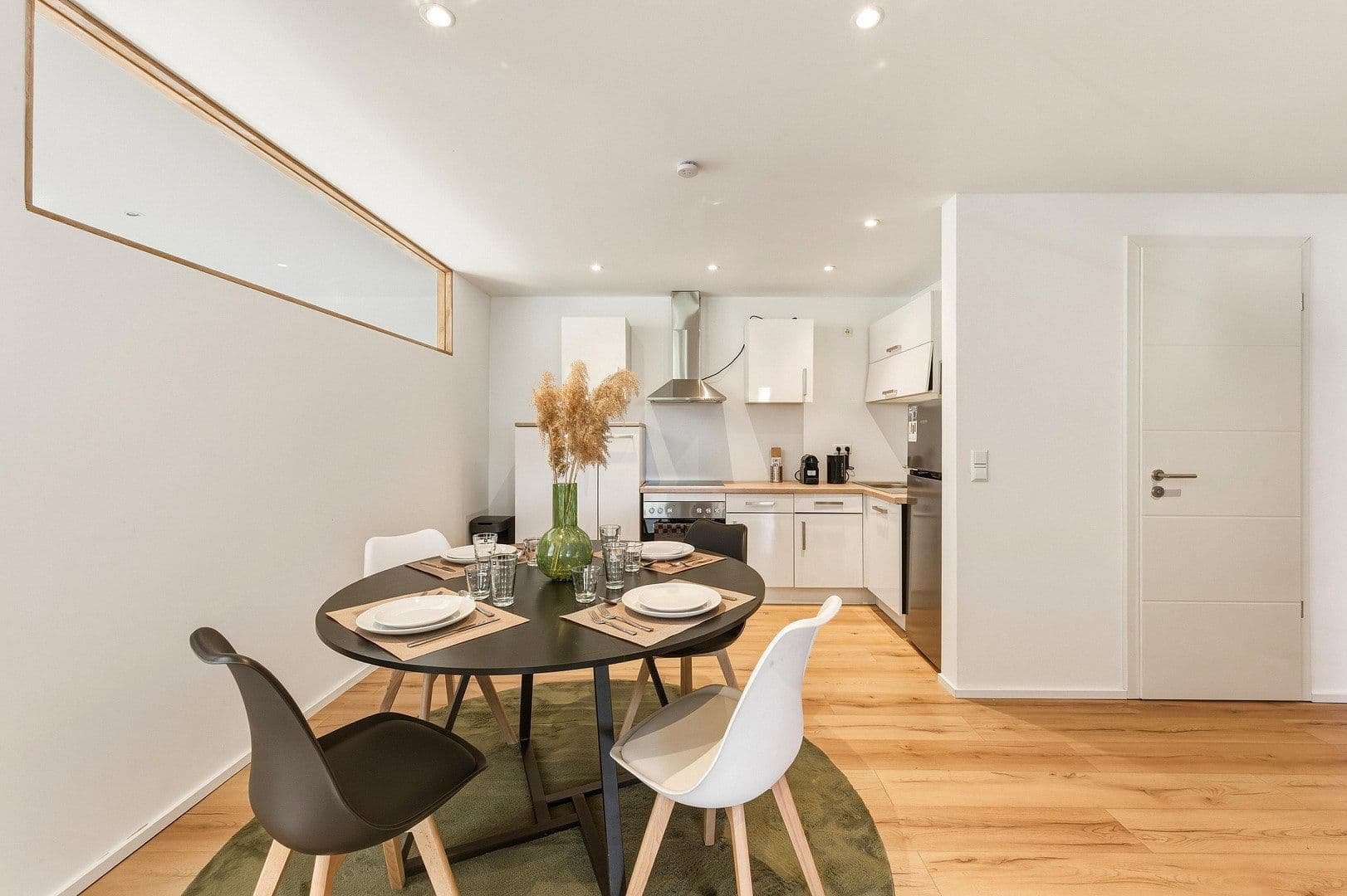 Pronájem bytu 5+1 118 m², Moltkestraße 54, Heilbronn, Bádensko-Württembersko Pronájem bytu 5+1 118 m², Moltkestraße 54, Heilbronn, Bádensko-Württembersko