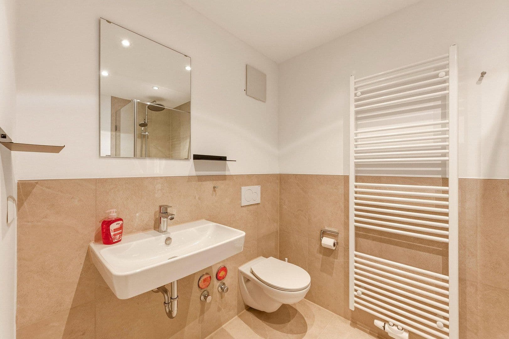Pronájem bytu 5+1 118 m², Moltkestraße 54, Heilbronn, Bádensko-Württembersko Pronájem bytu 5+1 118 m², Moltkestraße 54, Heilbronn, Bádensko-Württembersko