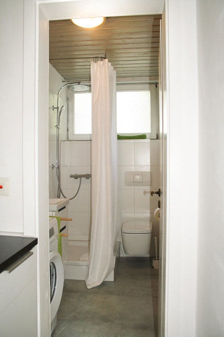 Pronájem bytu 2+1 42 m², Weissach, Bádensko-Württembersko Pronájem bytu 2+1 42 m², Weissach, Bádensko-Württembersko