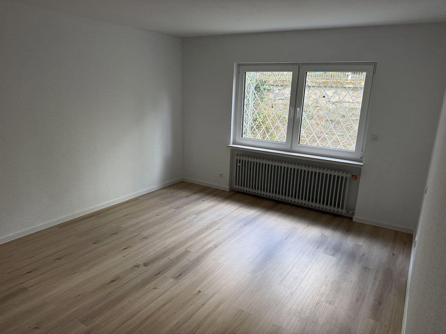 Pronájem bytu 4+1 101 m², Vallendar, Porýní-Falc Pronájem bytu 4+1 101 m², Vallendar, Porýní-Falc