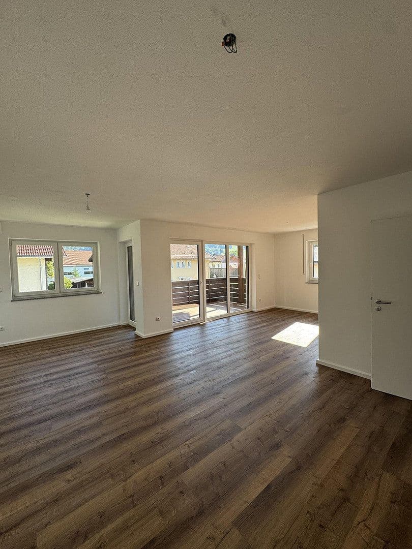 Pronájem bytu 3+1 96 m², Schwaig 5, Ruhpolding, Bavorsko Pronájem bytu 3+1 96 m², Schwaig 5, Ruhpolding, Bavorsko