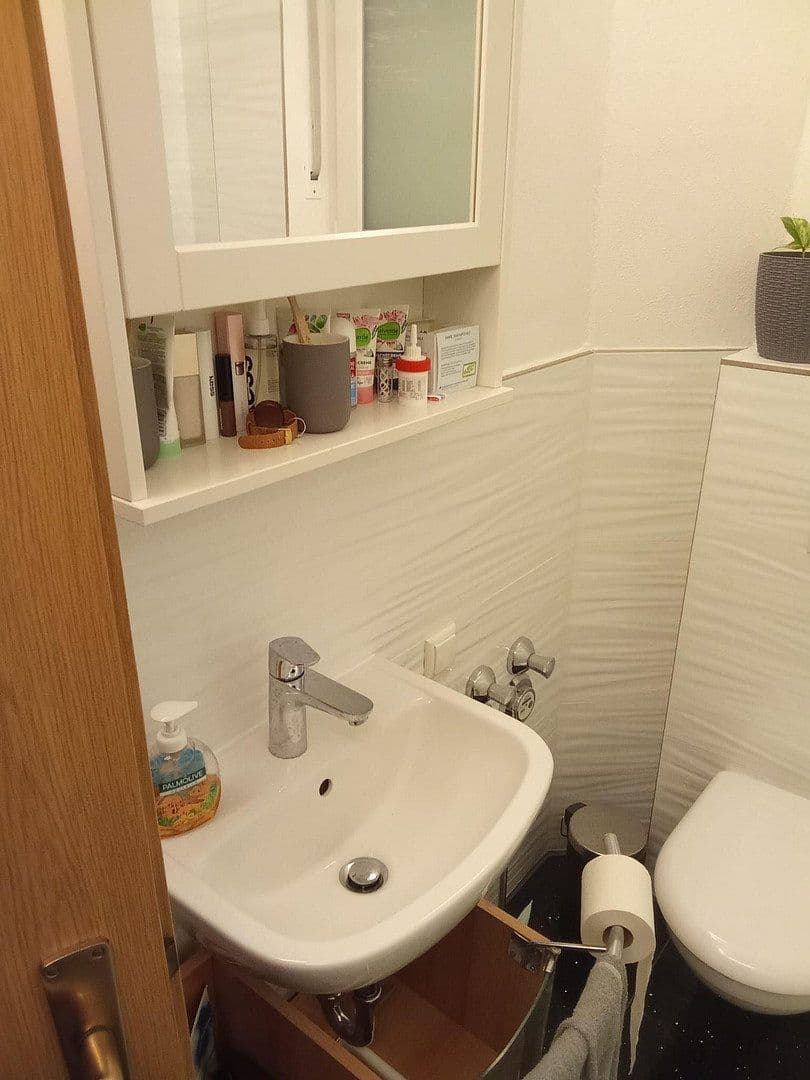 Pronájem bytu 3+kk 89 m², Grasmückenweg 4, Augsburg, Bavorsko Pronájem bytu 3+kk 89 m², Grasmückenweg 4, Augsburg, Bavorsko