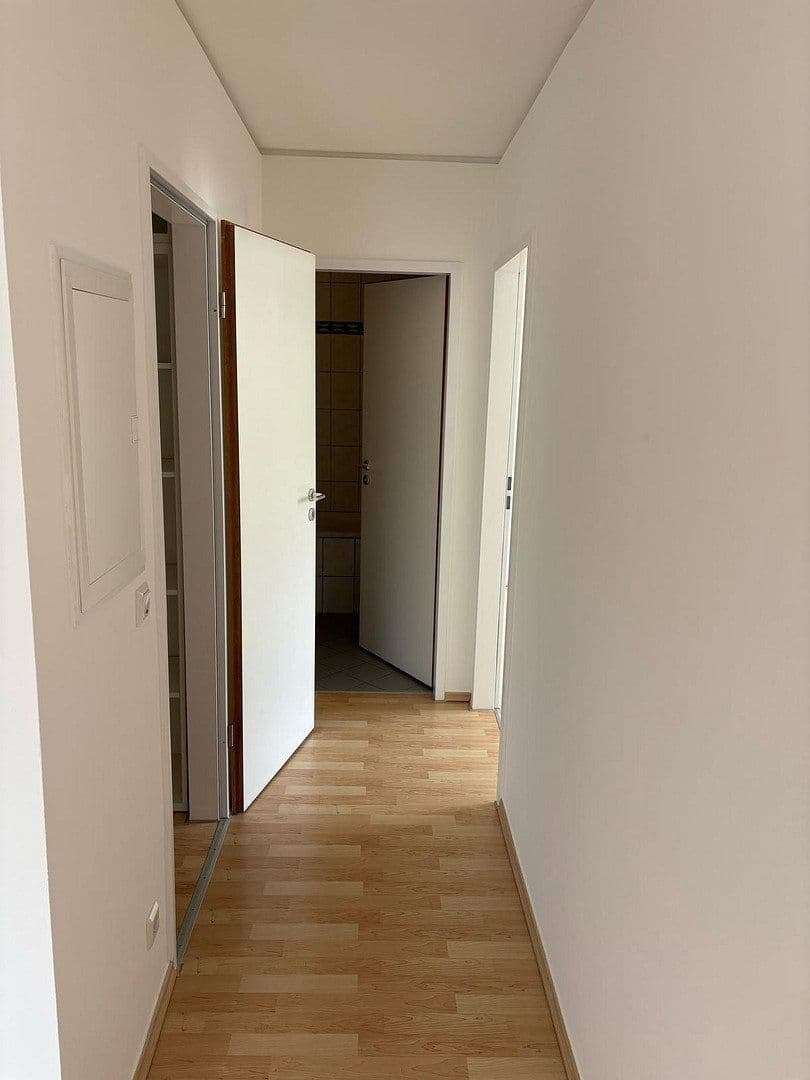 Pronájem bytu 2+1 80 m², Köln, Severní Porýní-Vestfálsko Pronájem bytu 2+1 80 m², Köln, Severní Porýní-Vestfálsko