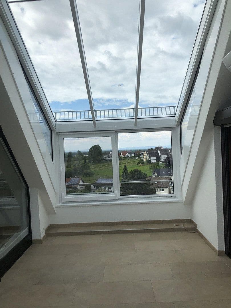 Pronájem bytu 5+1 196 m², Baden-Baden, Bádensko-Württembersko Pronájem bytu 5+1 196 m², Baden-Baden, Bádensko-Württembersko