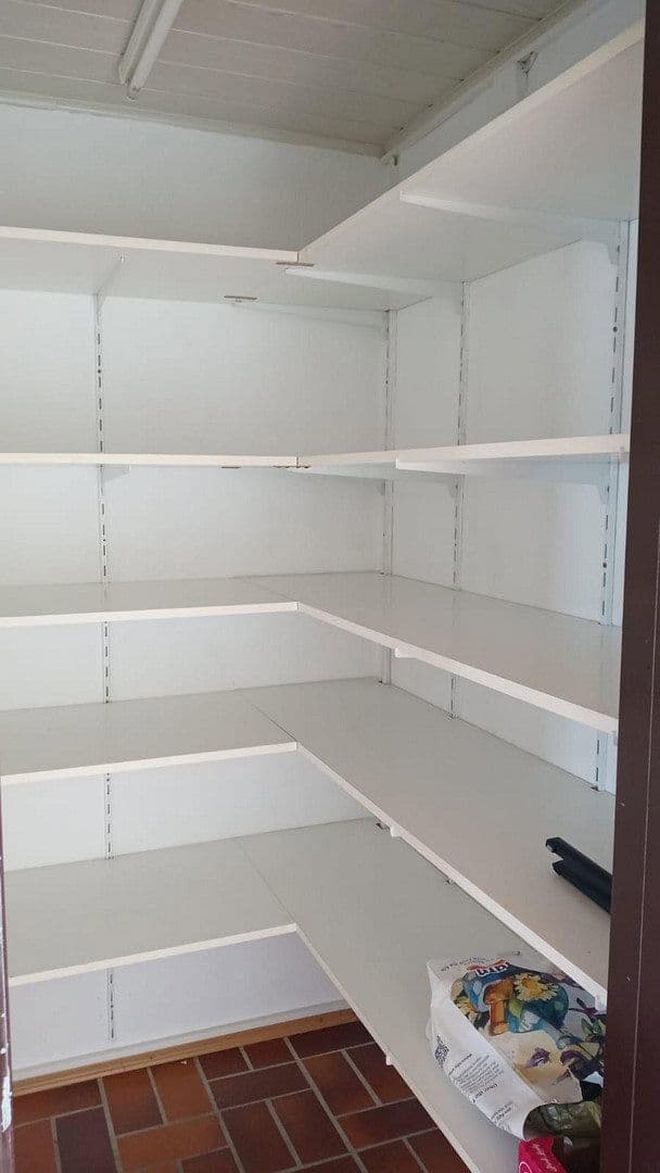 Pronájem bytu 5+1 196 m², Baden-Baden, Bádensko-Württembersko Pronájem bytu 5+1 196 m², Baden-Baden, Bádensko-Württembersko