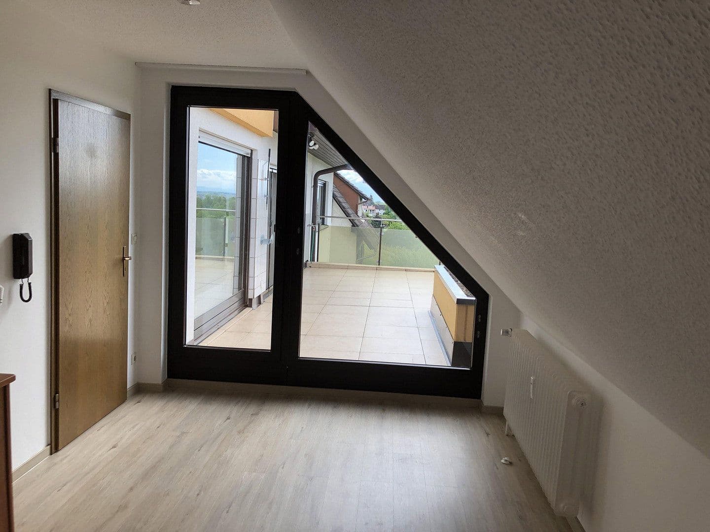 Pronájem bytu 5+1 196 m², Baden-Baden, Bádensko-Württembersko Pronájem bytu 5+1 196 m², Baden-Baden, Bádensko-Württembersko