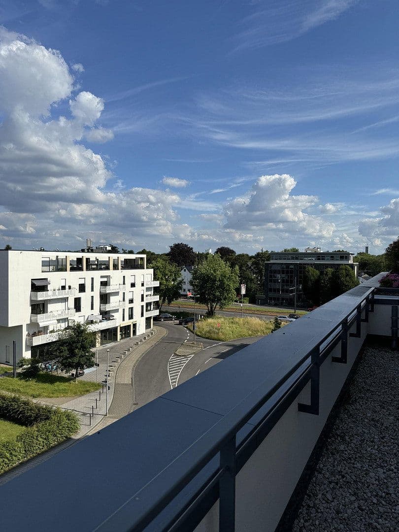 Pronájem bytu 2+1 76 m², Köln, Severní Porýní-Vestfálsko Pronájem bytu 2+1 76 m², Köln, Severní Porýní-Vestfálsko