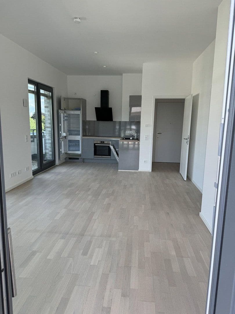 Pronájem bytu 2+1 76 m², Köln, Severní Porýní-Vestfálsko Pronájem bytu 2+1 76 m², Köln, Severní Porýní-Vestfálsko