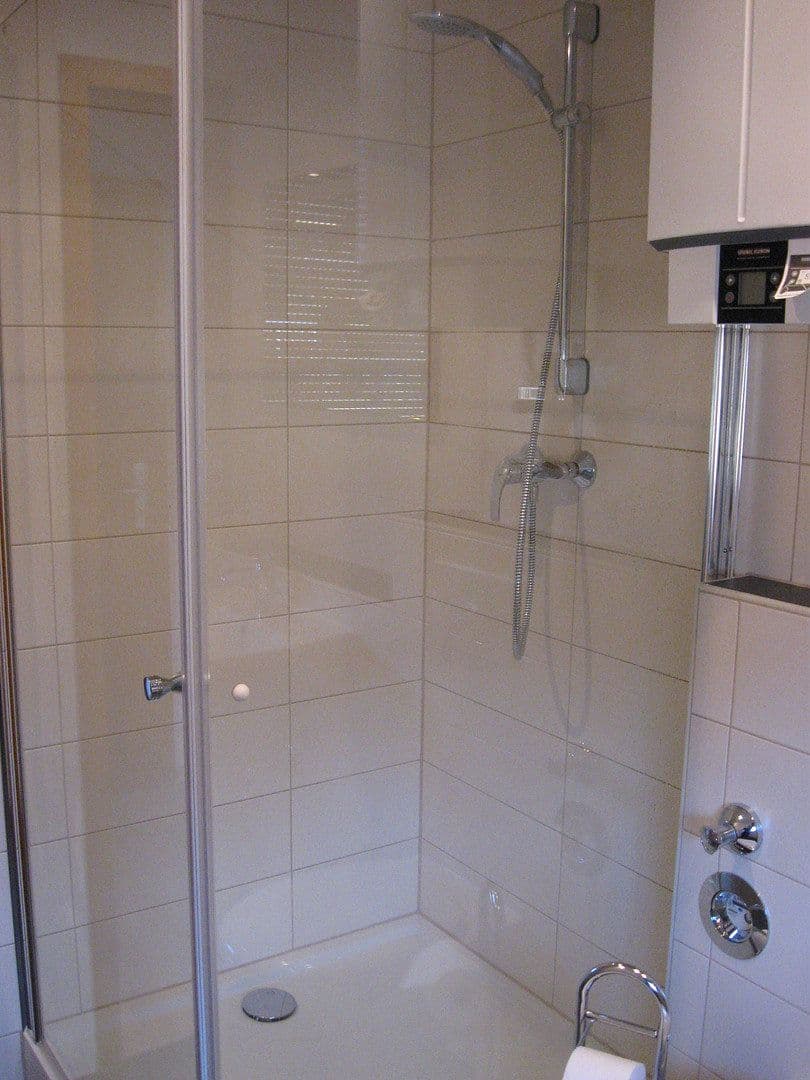 Pronájem bytu 1+1 27 m², Weilheim an der Teck, Bádensko-Württembersko Pronájem bytu 1+1 27 m², Weilheim an der Teck, Bádensko-Württembersko