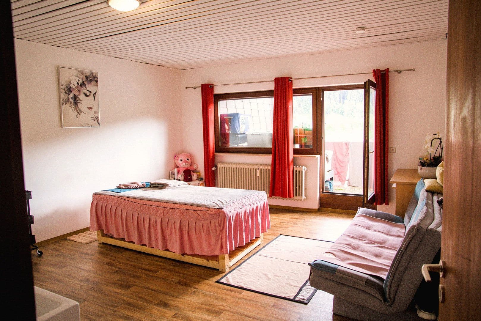 Pronájem kanceláře 160 m², Hauptstr. 17, Titisee-Neustadt, Bádensko-Württembersko Pronájem kanceláře 160 m², Hauptstr. 17, Titisee-Neustadt, Bádensko-Württembersko
