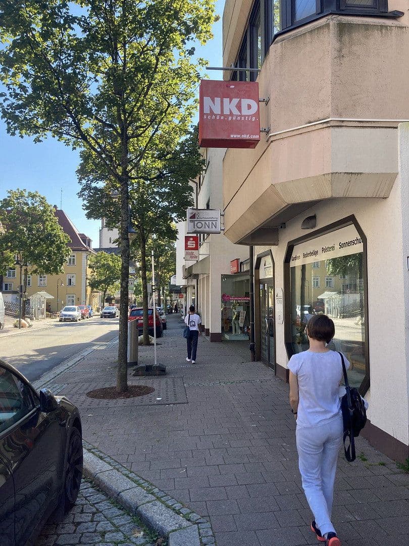Pronájem kanceláře 160 m², Hauptstr. 17, Titisee-Neustadt, Bádensko-Württembersko Pronájem kanceláře 160 m², Hauptstr. 17, Titisee-Neustadt, Bádensko-Württembersko